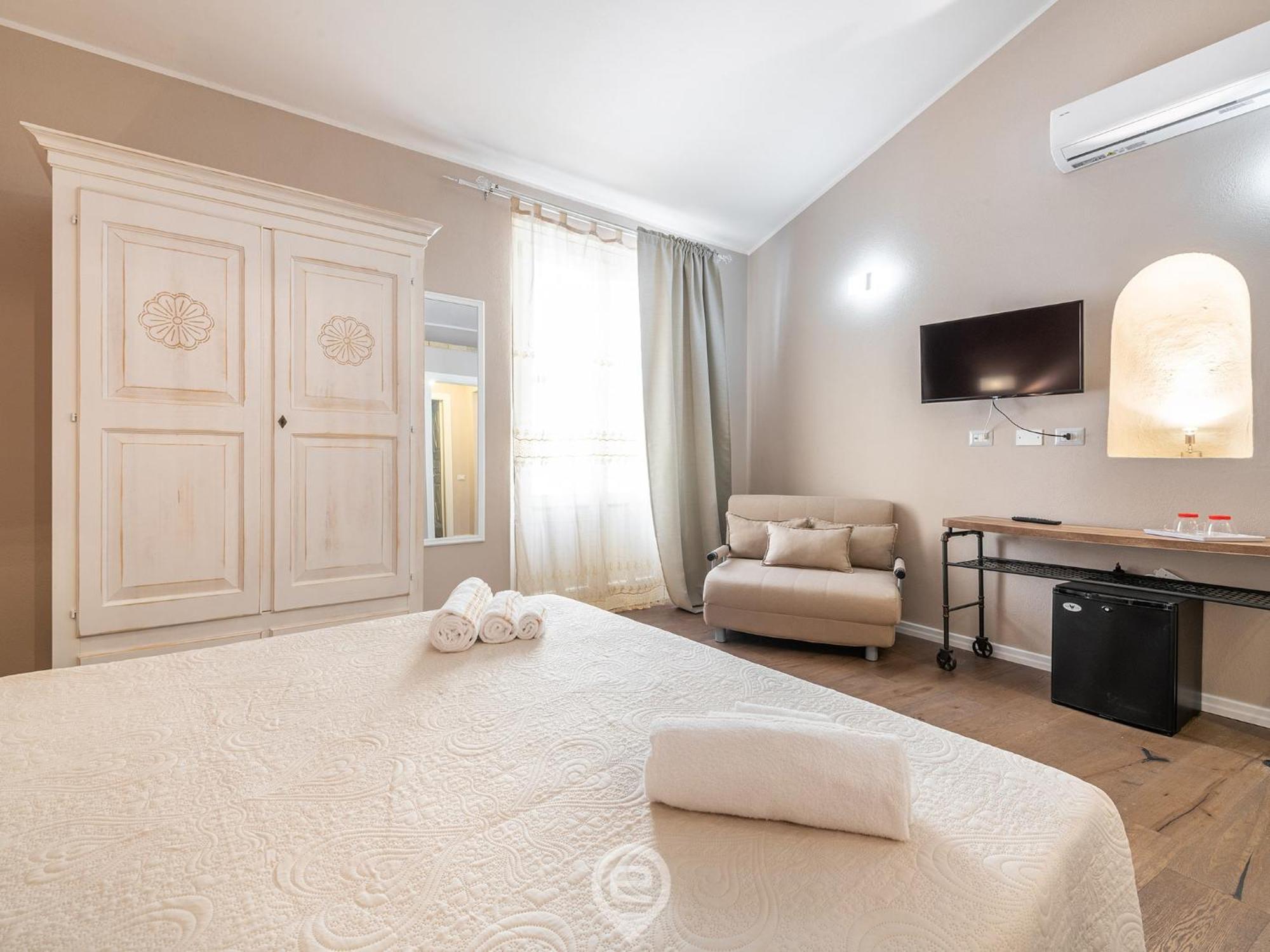 Promenade Boutique Rooms - City Centre กาญารี ภายนอก รูปภาพ